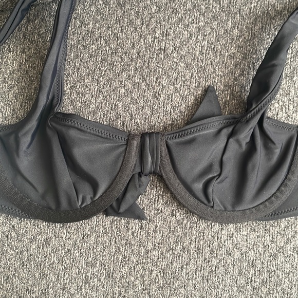 ABERCROMBIE & FITCH KNOT FRONT BRALETTE BIKINI TOP - Picture 3 of 4